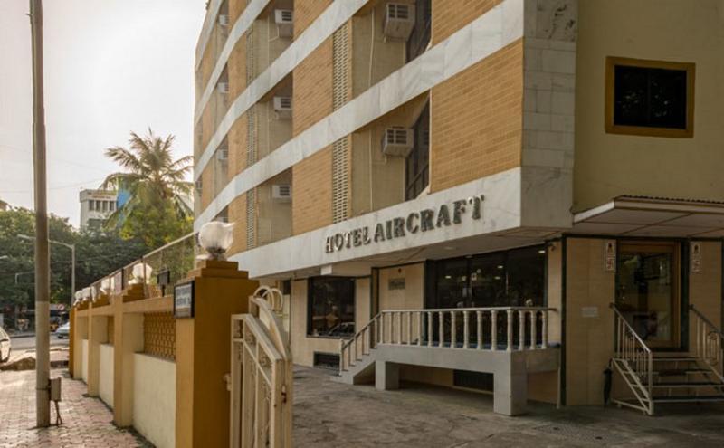 Hotel Aircraft International Mumbai Exterior photo